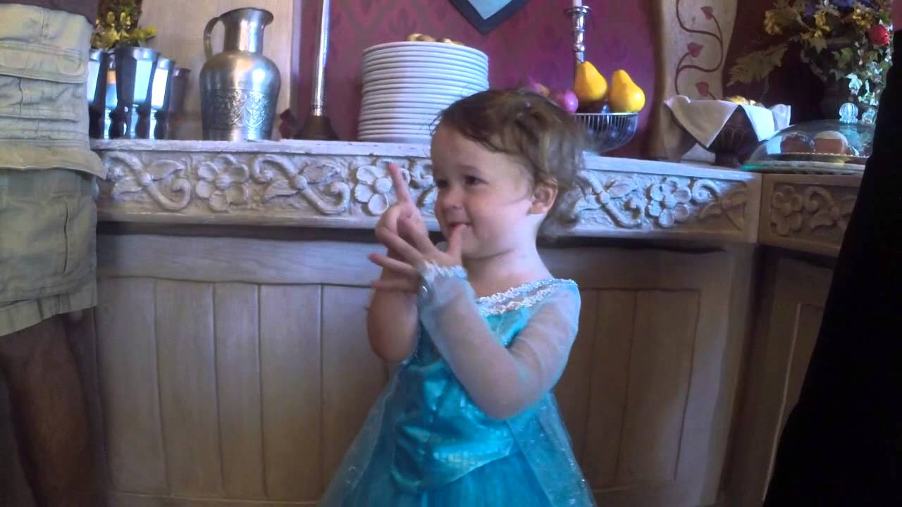Meeting Anna and Elsa