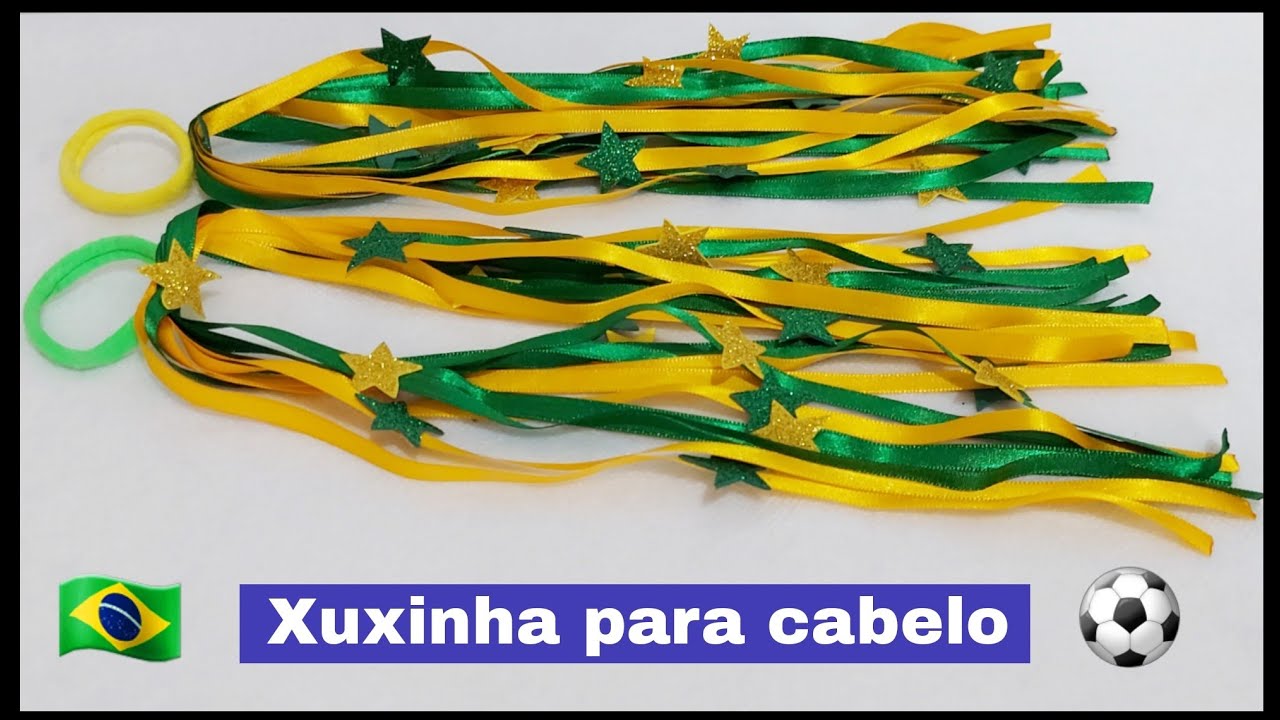 Xuxinha decorada com fita de cetim e E.V.A. Tema Brasil na copa do Mundo