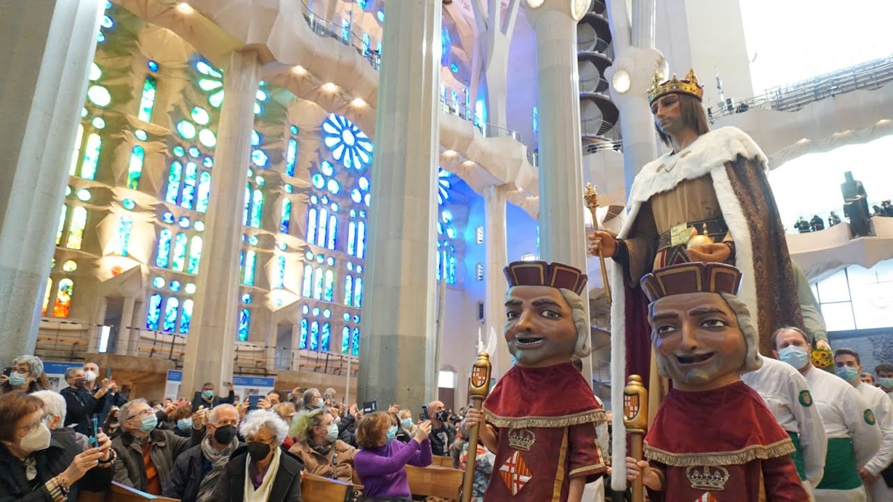 Cerimonial de Cultura Popular a la Sagrada Família per inaugurar la Torre de la Mare de Déu