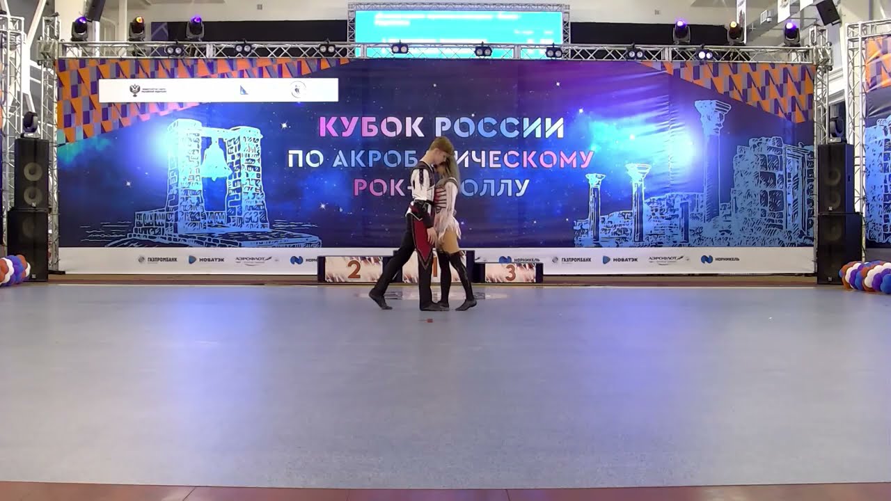 Нижников Антон - Мирошникова Елена 