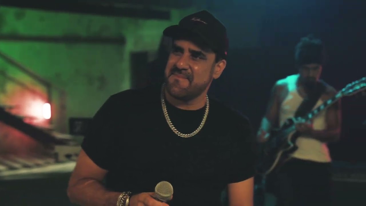 El Natty Combo - Cinco (feat Indio Solari) Video Oficial.
