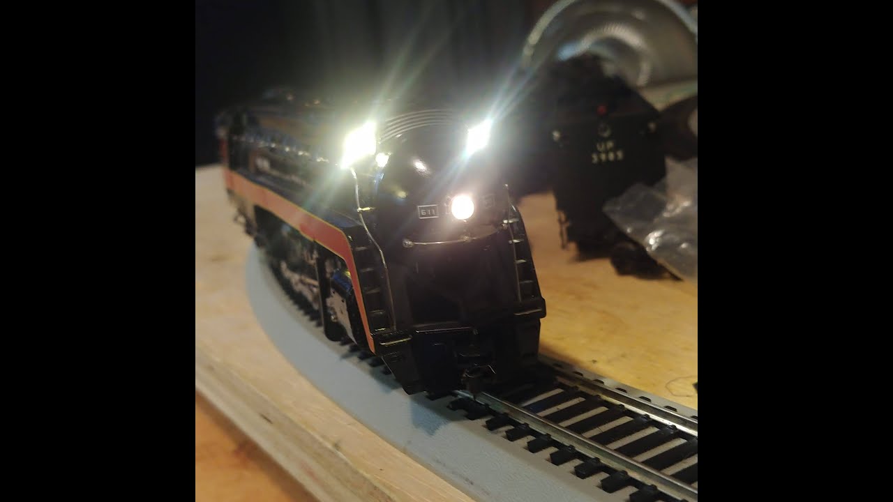 Bachmann Spectrum ho J class 611