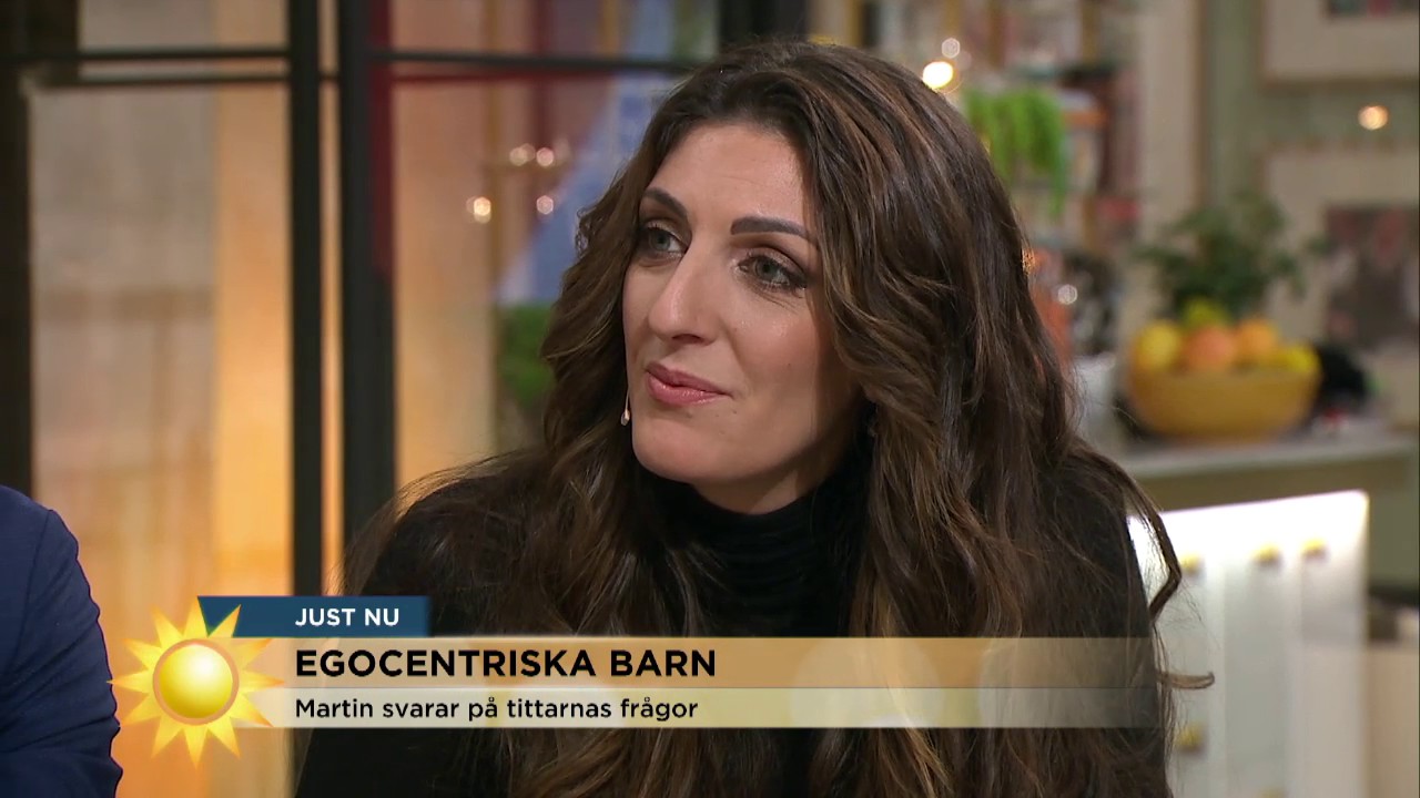 Psykologen: ”Föräldrar, beröm inte era barn” - Nyhetsmorgon (TV4)