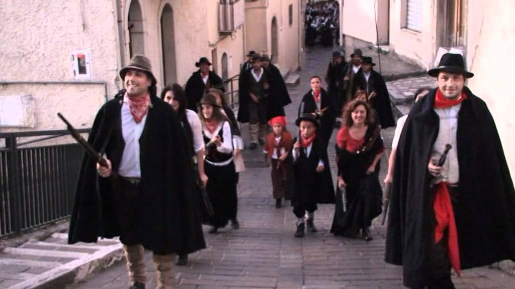 Ruvo del Monte - Sfilata dei Briganti e Musica Popolare