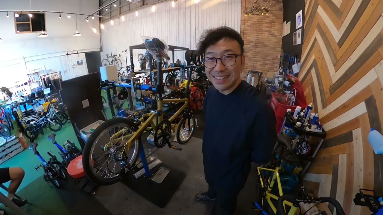 20220408Vlog特別仕様車 Tyrell IVE 16（イヴ シックスティーン）車体紹介Blue Cycle Labo_自社生産のカーボンフォーク＆カーボンハンドルステム装備