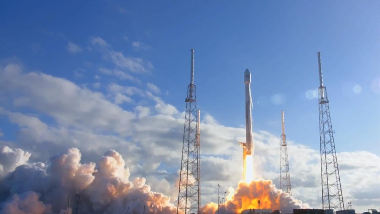 SpaceX Falcon 9 launches GovSat-1 (SES-16), 31 January 2018