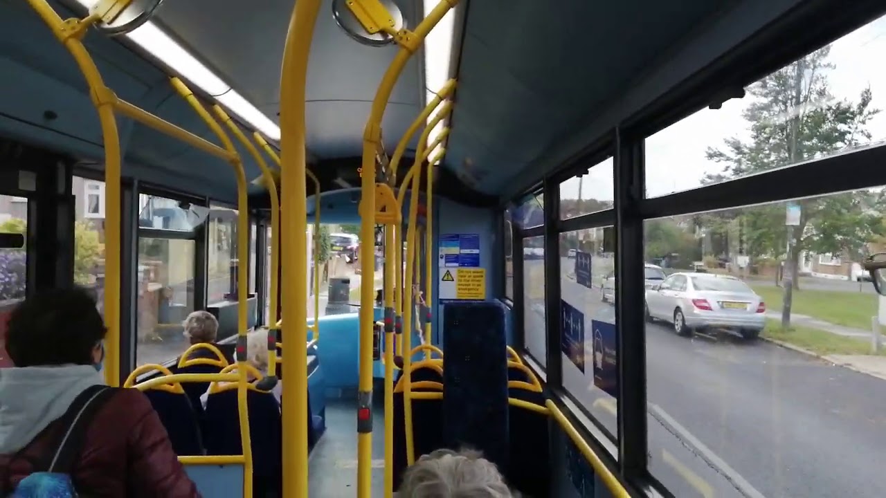 SE278 (YX65RRU) thrashed on route 163 to Wimbledon