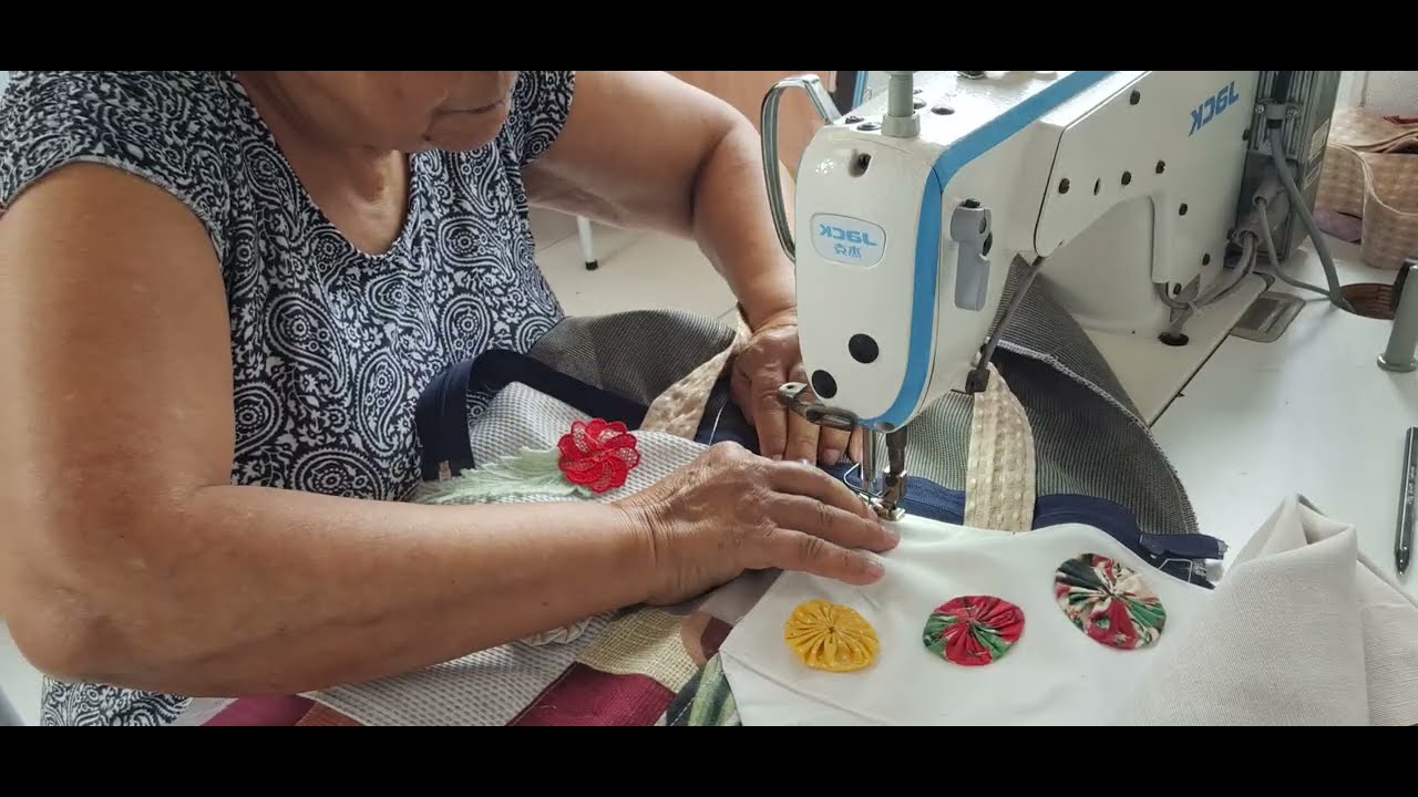 Essas sacolas  estão ficando lindas demais meus amores 