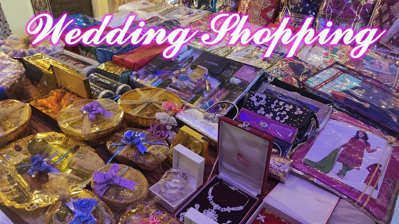 Shaadi Vlog | Bhai ke Dulhan ki Shopping | Wedding Shopping & packing - Indian Fashion Trends