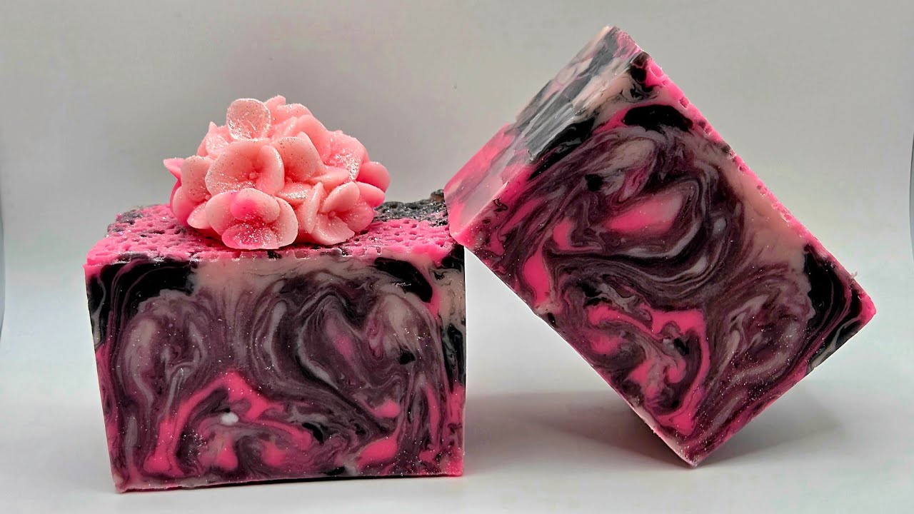 Pink Noir - (named by Loren Hosea Richards) #meltandpour #justsoaps #soapmaking #soap #diysoap 