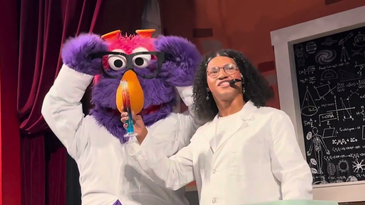 Honker’s Super Silly Science Show at Sesame Place