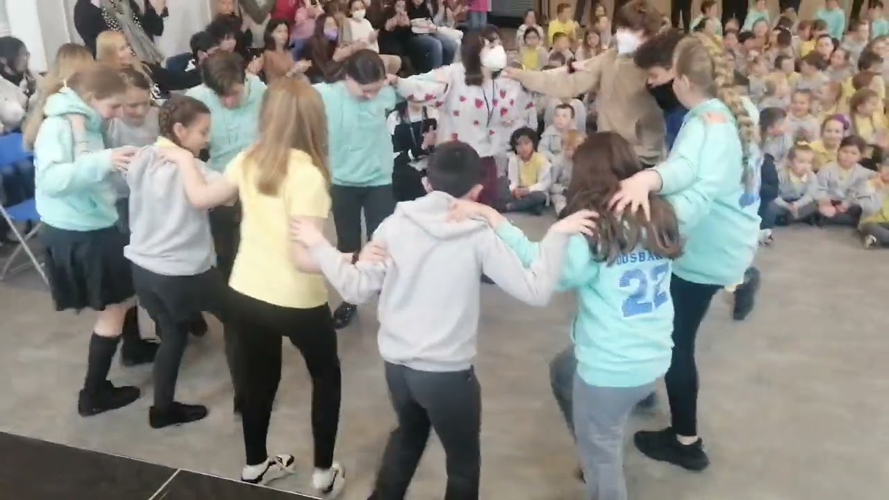 Greek dance