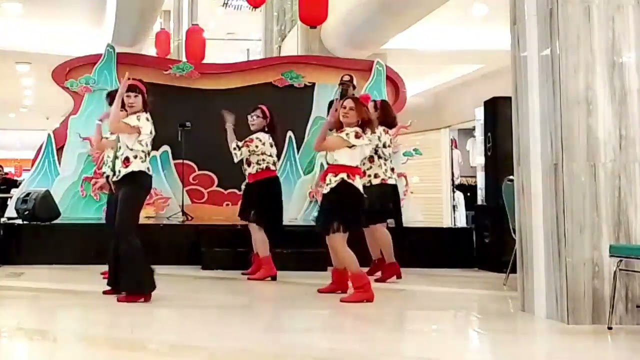 TABOLA DIMATAMU / LINE DANCE / CHOREO BY VEE TRIAA, SWESTY, MITHA, MAMEK / DEMO VERO DANCE JOGJA.