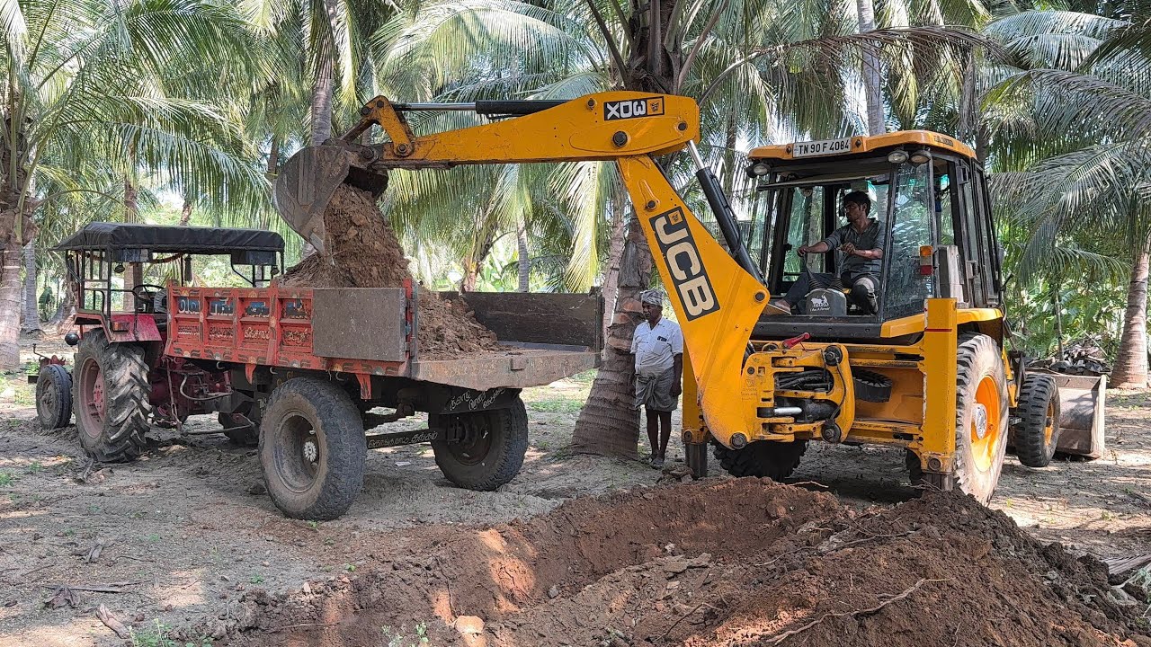JCB 3DX and Mahindra tractor Loading Soil and small rocks trolley | jcb video