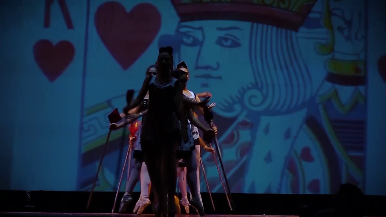Alice no Pais das Maravilhas - Coreografia: Naipes - PIMENTA DANCE
