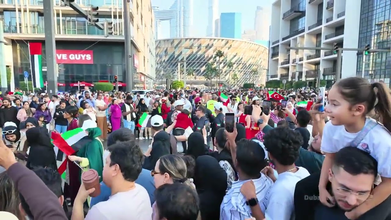 UAE National Day Celebrations | Eid Al Etihad 54 Parade City Walk Dubai