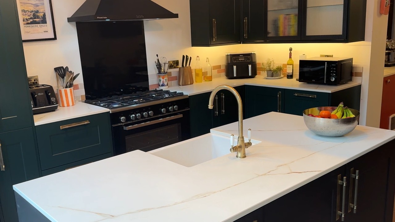 Deliver confidence to your client through perfectly fitted worktops with Flexijet