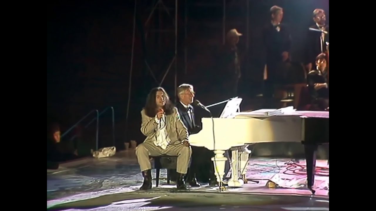 Oliver Dragojević & Gibonni - Vjeruj u ljubav (Live, Stadion Maksimir 1994)
