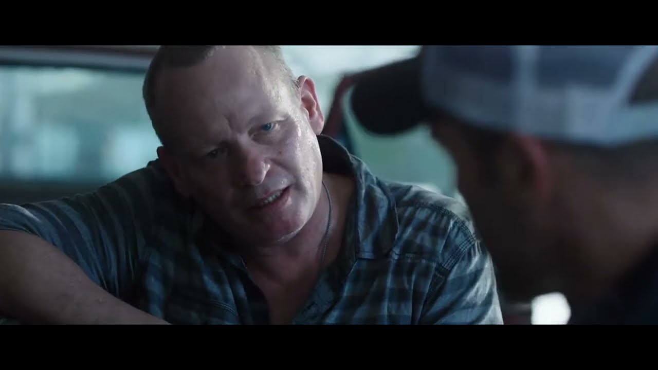 Jason Statham | Homefront | Tankstelle