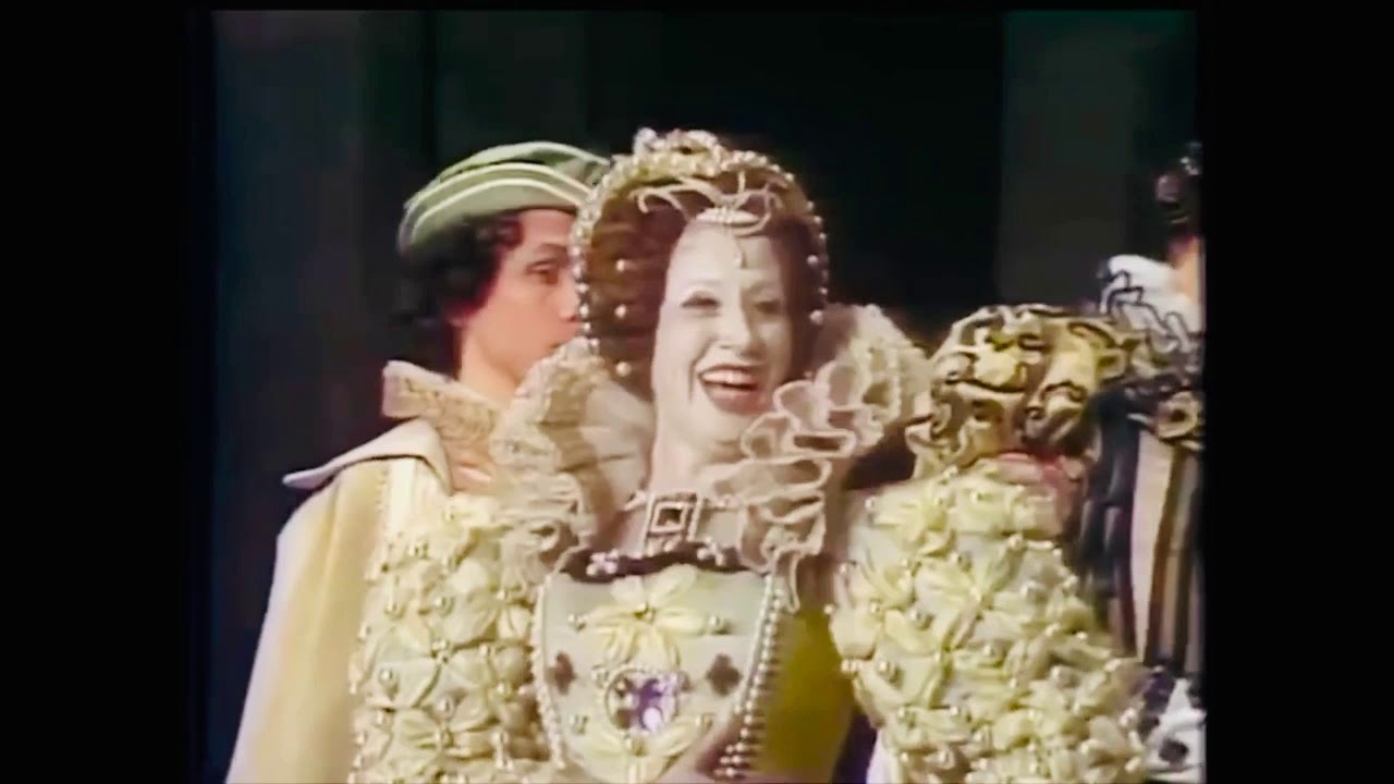 Roberto Devereux First Act - Amazing Performance - Beverly Sills