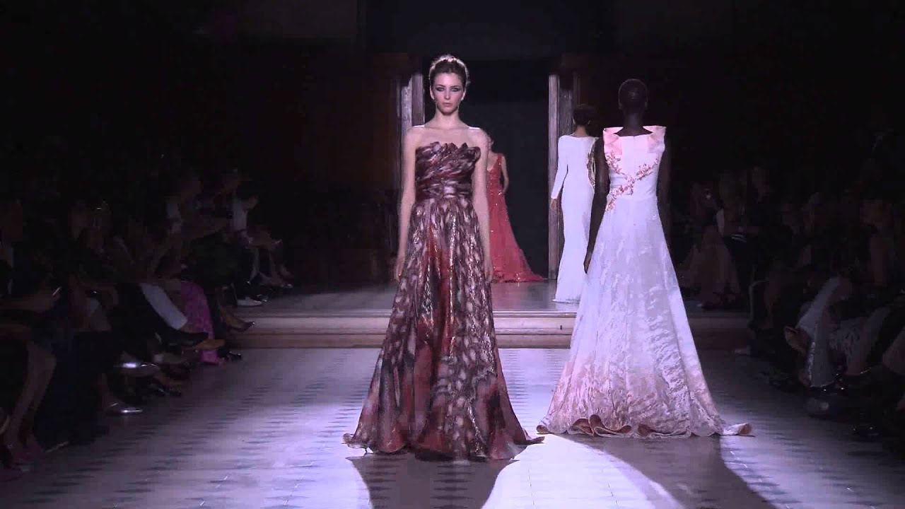 Couture Fall Winter 2015/16 Fashion Show - TONY WARD