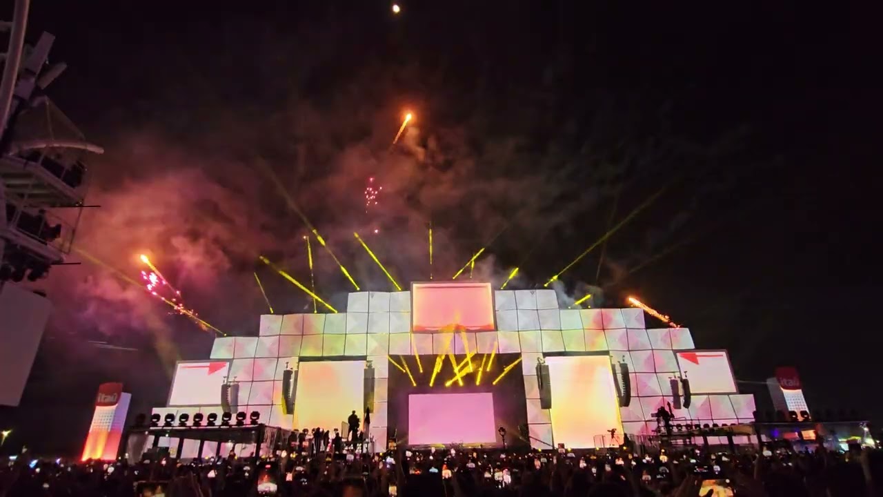 Fogos Rock in Rio 40 anos 2024. Videomapping 40 anos. 4K 60Fps
