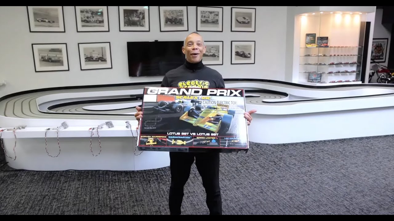 AYRTON SENNA’S '80s GRAND PRIX - Scalextric C1432T