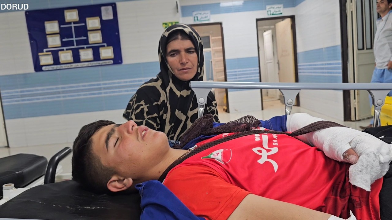 A terrible accident for Mohsen and Akram crying for him