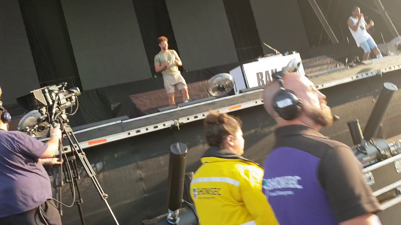Rak-su pyro ting live in hull