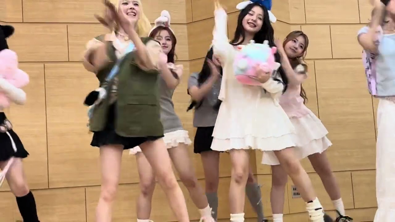유니스 unis 스위시 swicy 에버라인 20250517 fansign 코토코 kotoko 무대