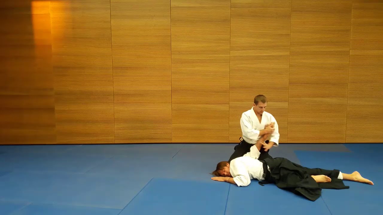 Tachi waza, Ai hanmi katate dori, Sankyo