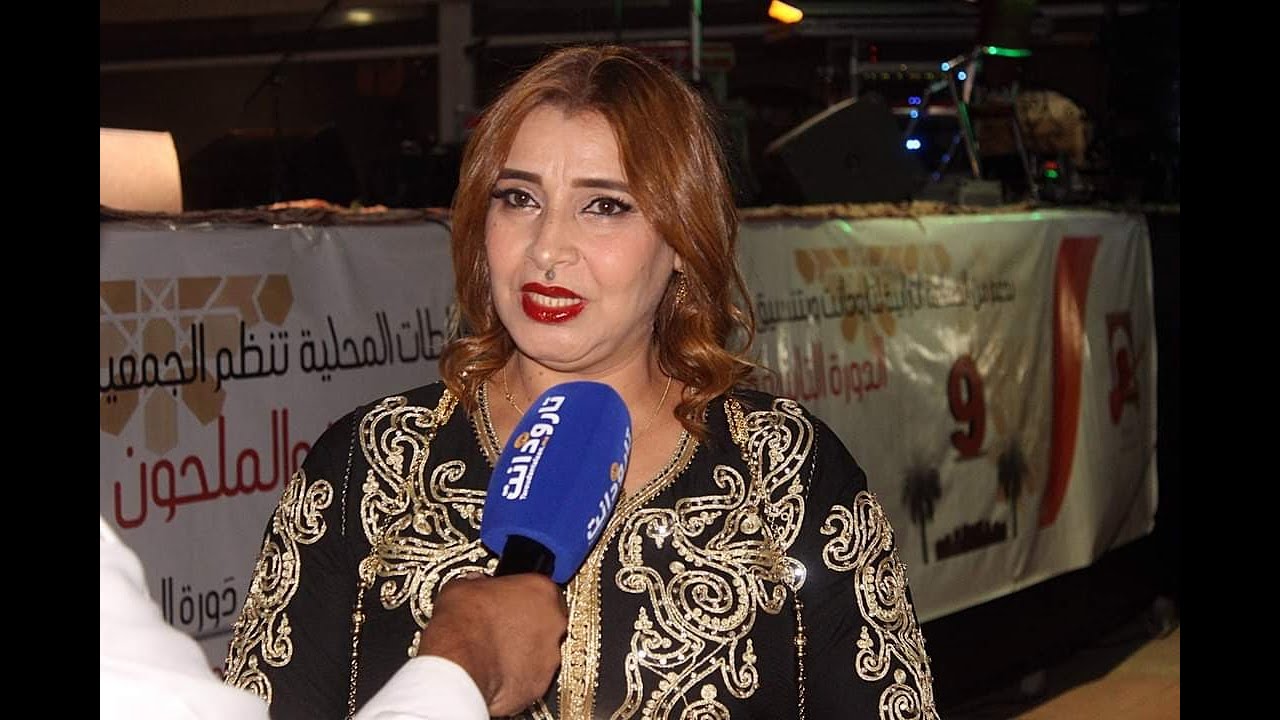 مشاركة الفنانة#فاطمة حداد# في الملتقى الوطني التاسع لفن الكريحة والملحون بتارودانت