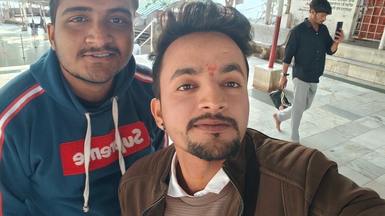 Hum Gye Sarda mata ke darvaje ll ghum ke mja aaya Aaj dono ko ll satyam Gupta vlogs 🥰