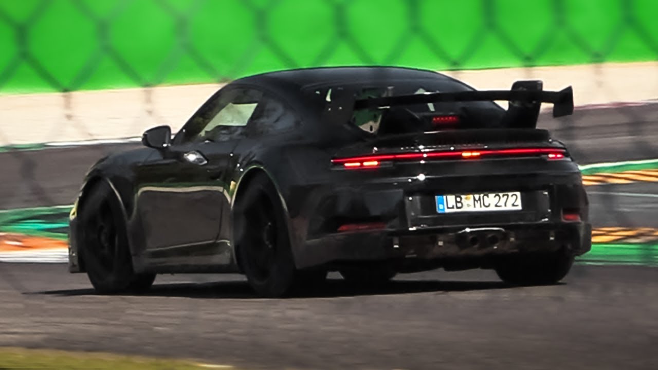 Porsche 992 GT3 & GT3 Touring Package mules testing at Monza Circuit!