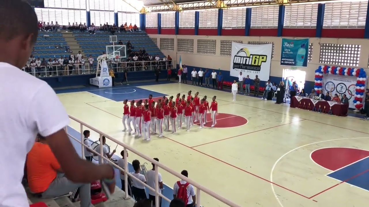 Competencia de Marcha escolar Regional 07, invitados de honor Regional 11 Puerto Plata