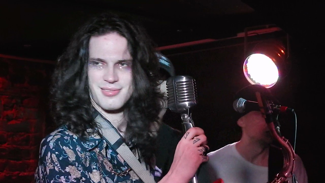 ПЛОХИЕ МАНЕРЫ - The Zigger Zagger Song