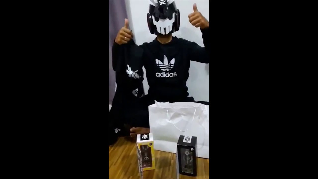Quiccs Teq63 Foam helmet unboxing