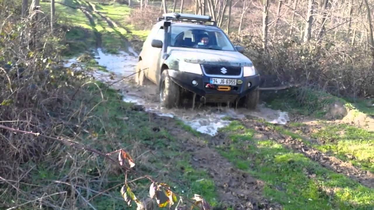 Suzuki New Grand Vitara - Off Road