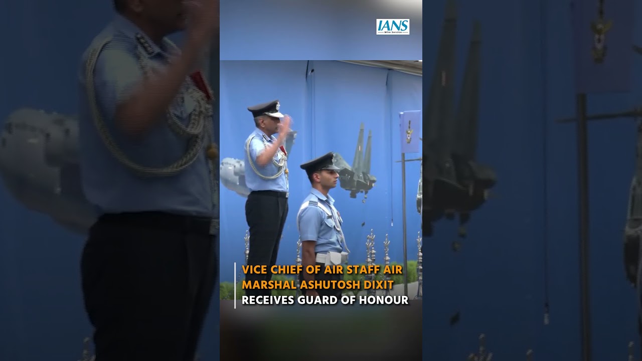 Delhi: Air Marshal Ashutosh Dixit Receives Guard Of Honour | Vice Chief Of Air Staff