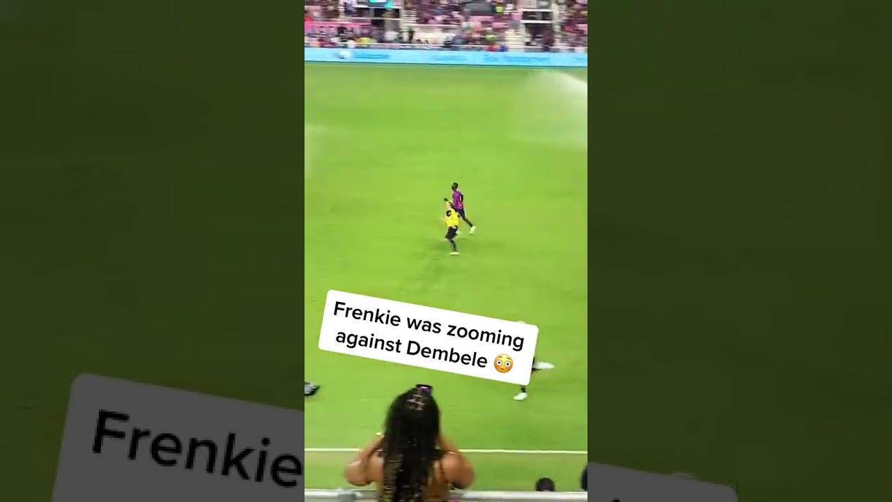 De Jong got wheels 👀