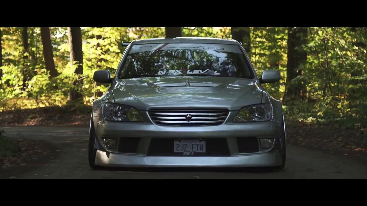 Lexus IS300 with Monsterservice fender flares stage 2