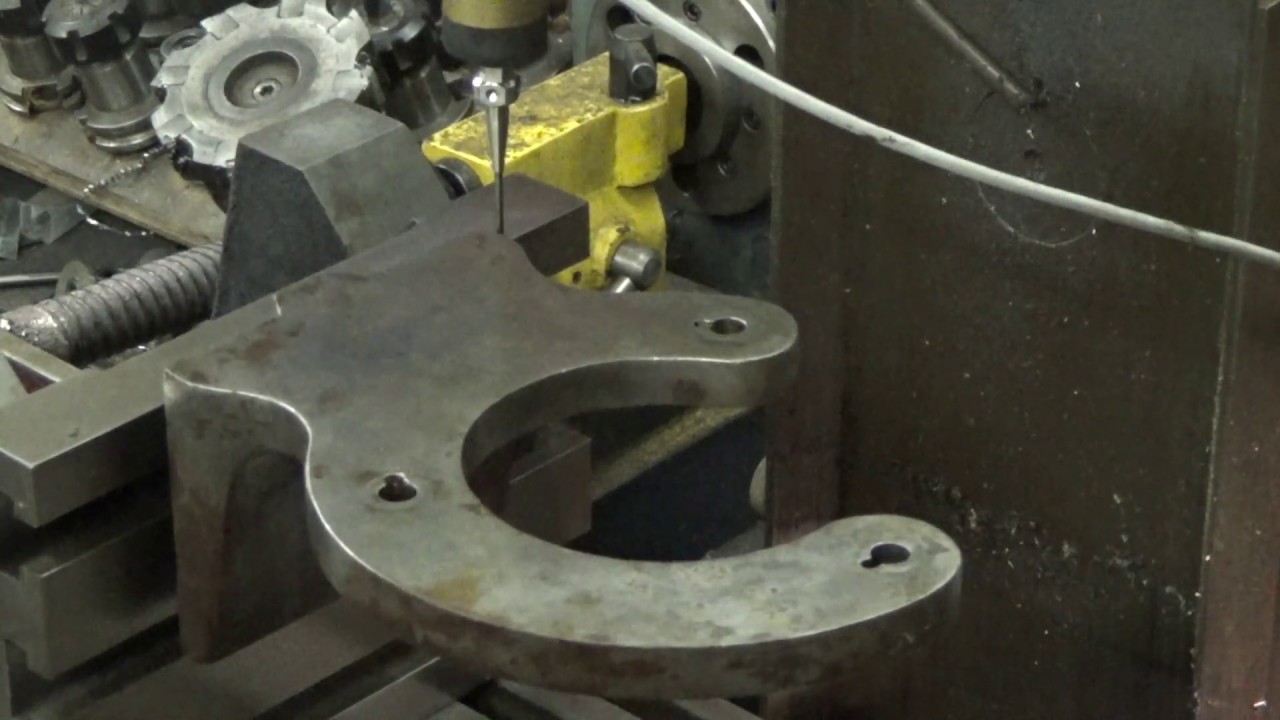 Reverse engineering. Profile measuring with a touch probe.