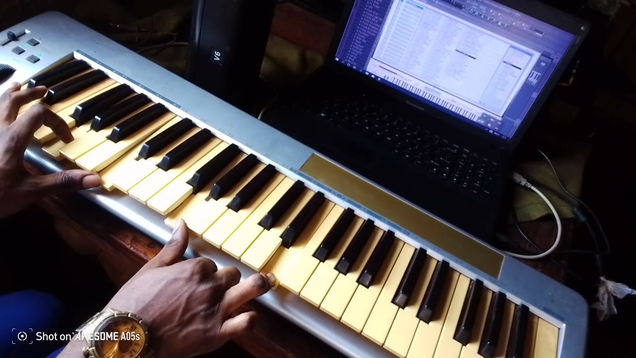 DAVID IZE maloba na bomoï piano par les intervalles