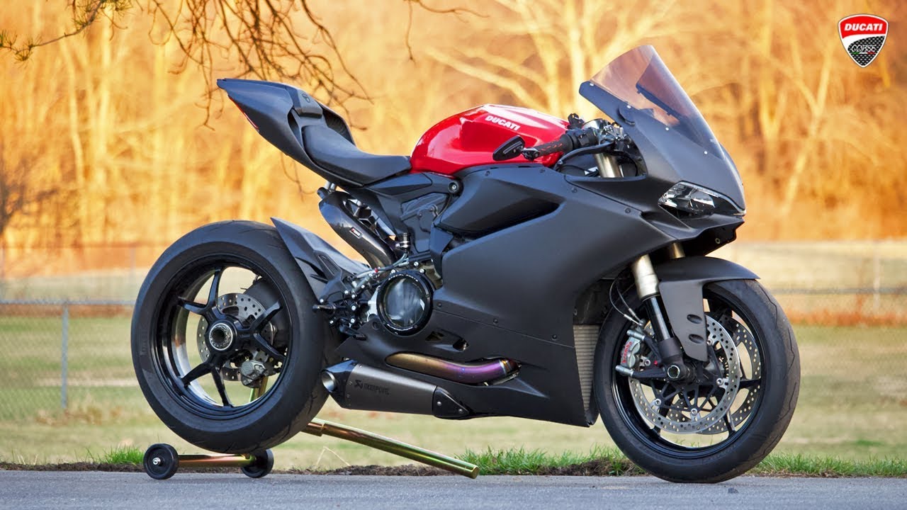 Carbon Panigale with Blacked Out Rear Sets!!!