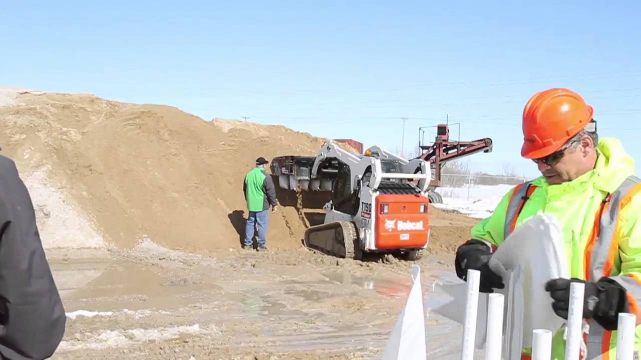 Sand bagging machine demonstrated for RM Springfield