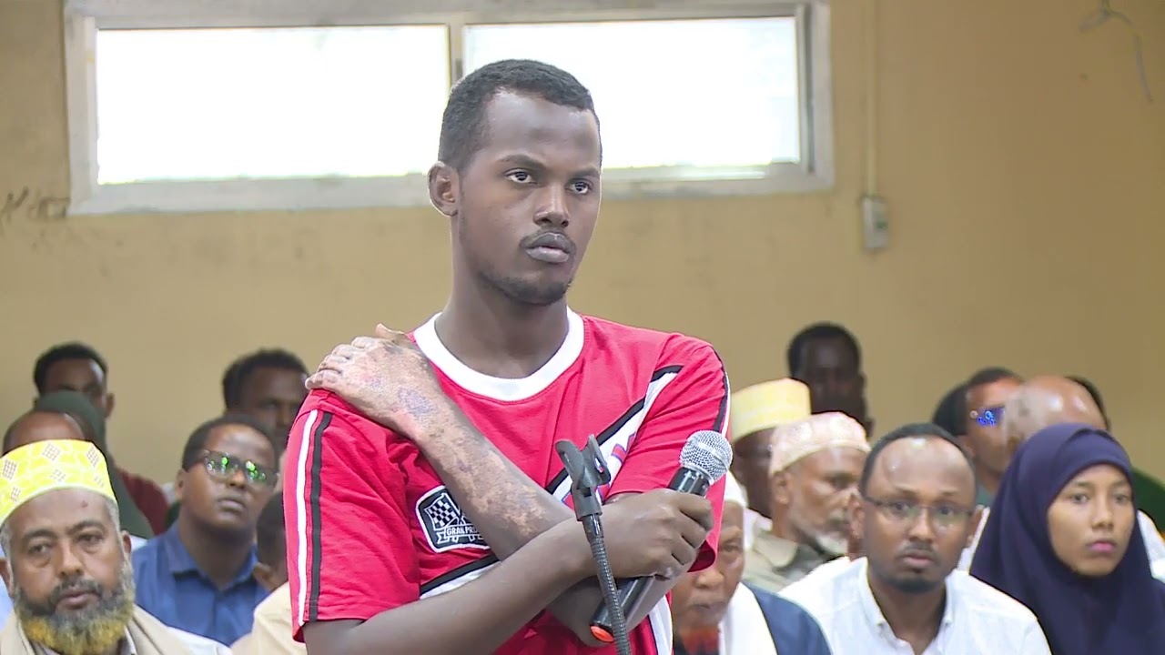 Gud- Maxkamadda G/Banaadir oo fadhiga maxkamadda ka aqriyey Eedda ka dhanka ah Sayid-cali Macalin