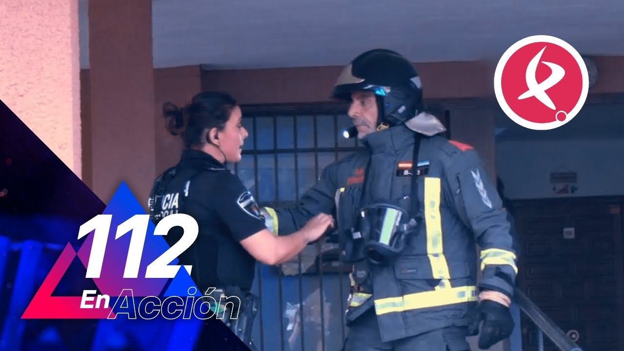 Unos vecinos avisan al 112 por el incendio en una vivienda | #112enAcción