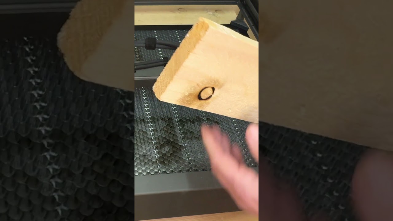TAGLIO Laser di 21 mm su LEGNO di PINO #alexprema
