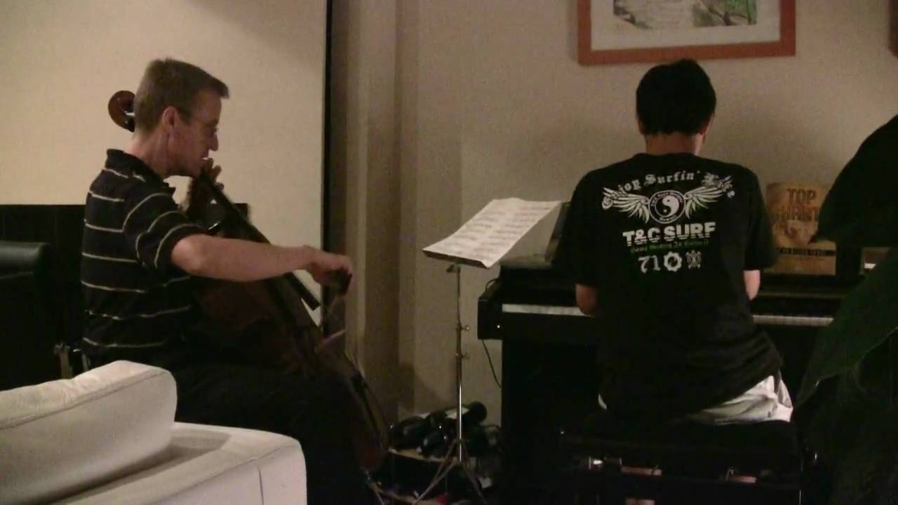 Eccles Sonata g minor 2nd and 3rd movement. Harald Uhlig and Simon Luppescu, 2009 08 01