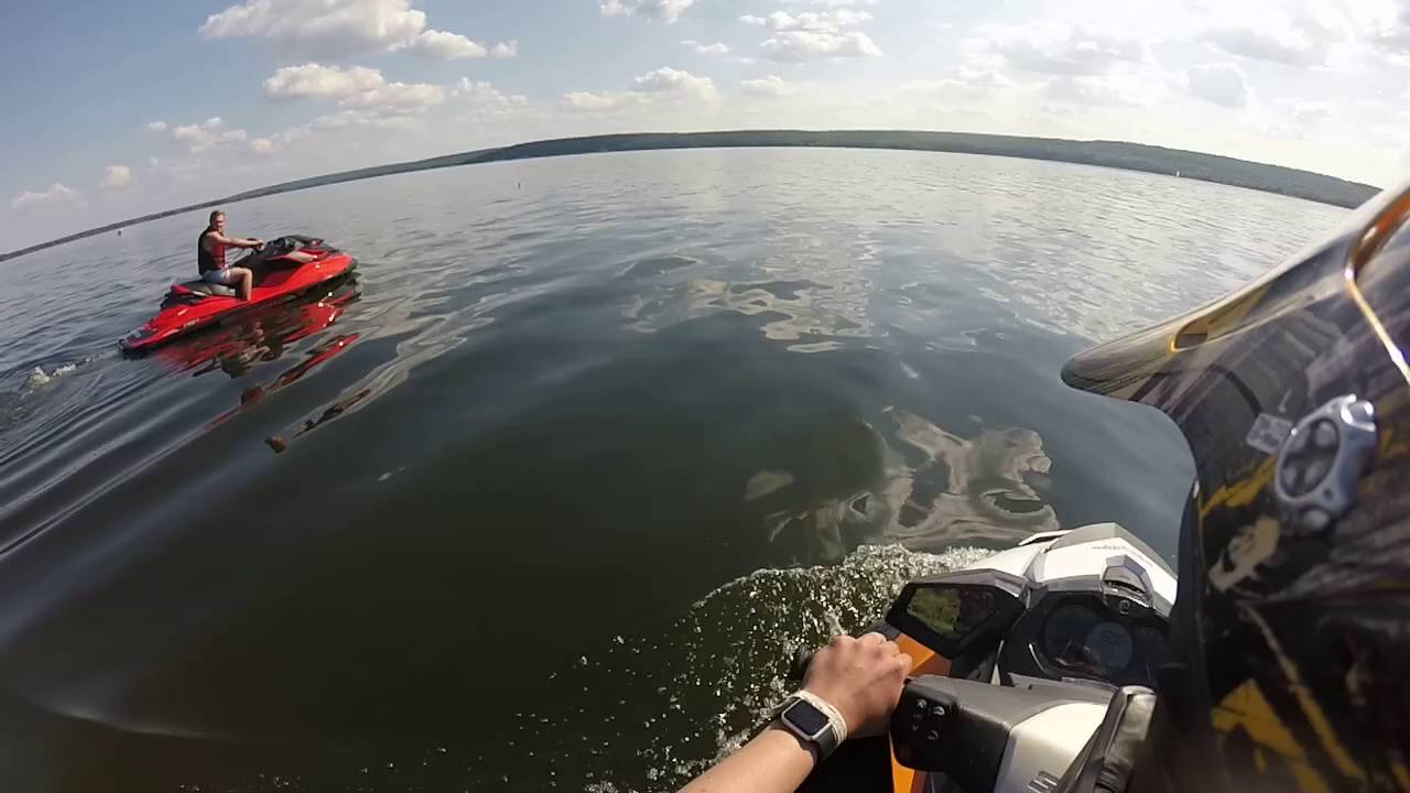 Sea-doo GTR 215 vs RXT 300